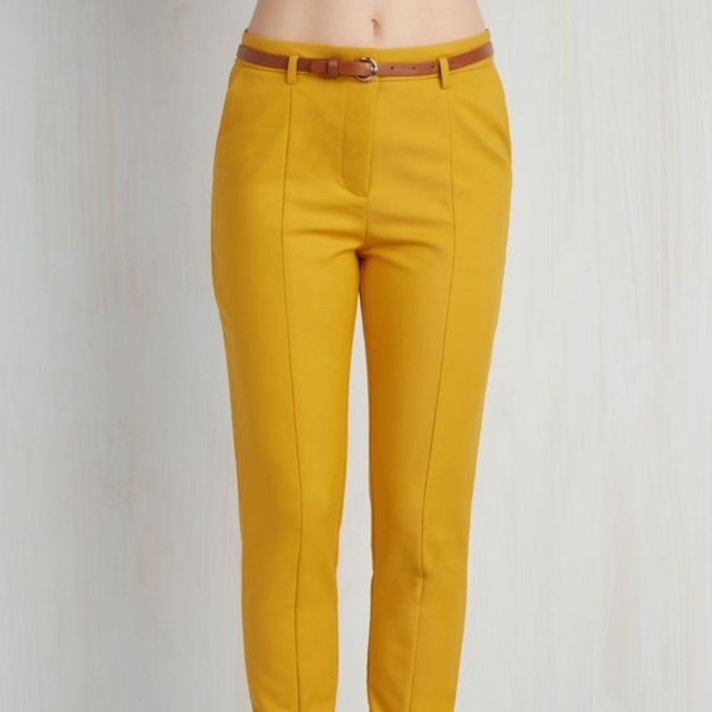 EUC Alythea (Modcloth) Mustard Yellow Pants Large